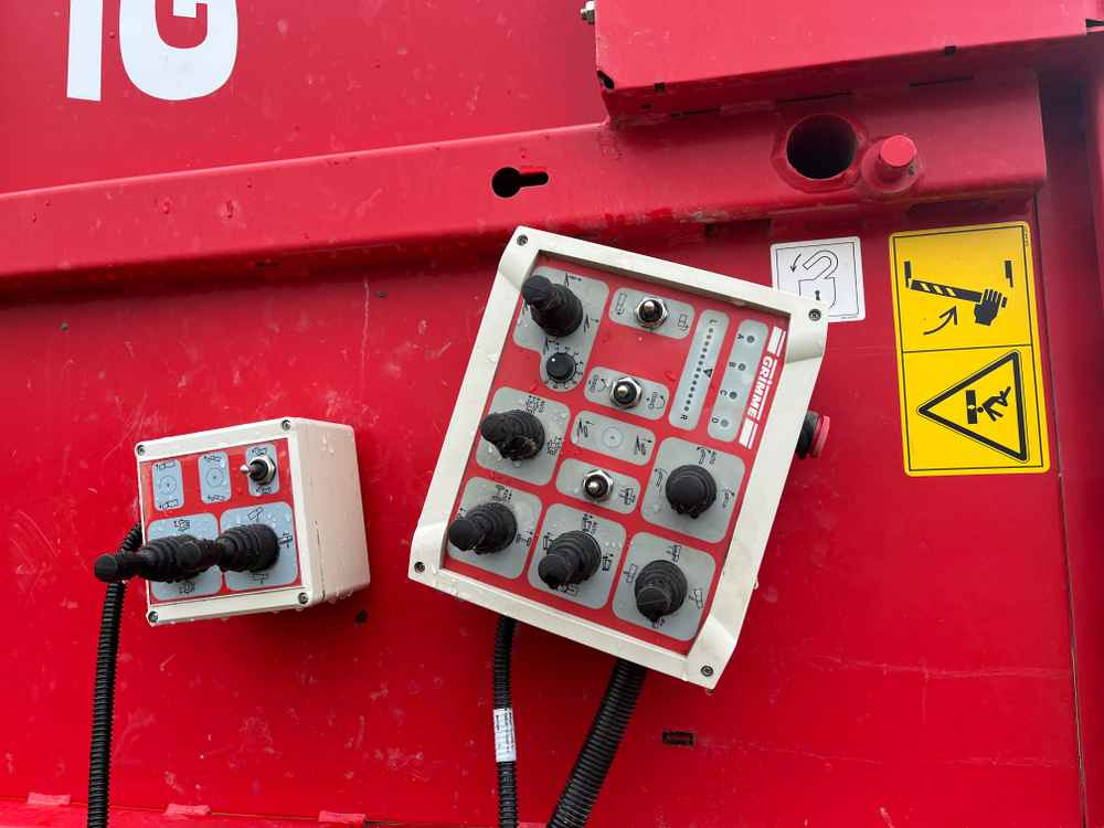 Grimme SE-140-UB - Máy gặt: hình 3 Grimme SE-140-UB - Máy gặt: hình 3