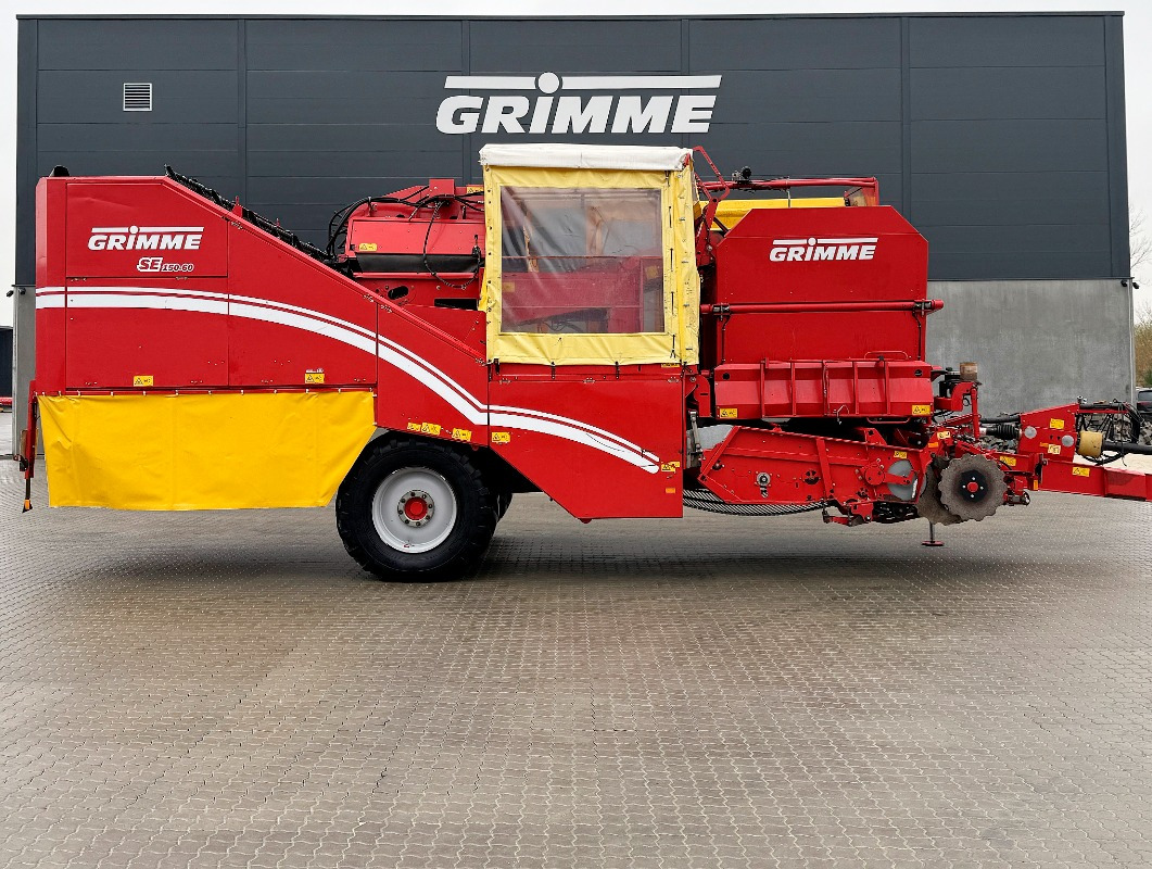 Grimme SE 150-60-UB - Máy gặt: hình 1 Grimme SE 150-60-UB - Máy gặt: hình 1