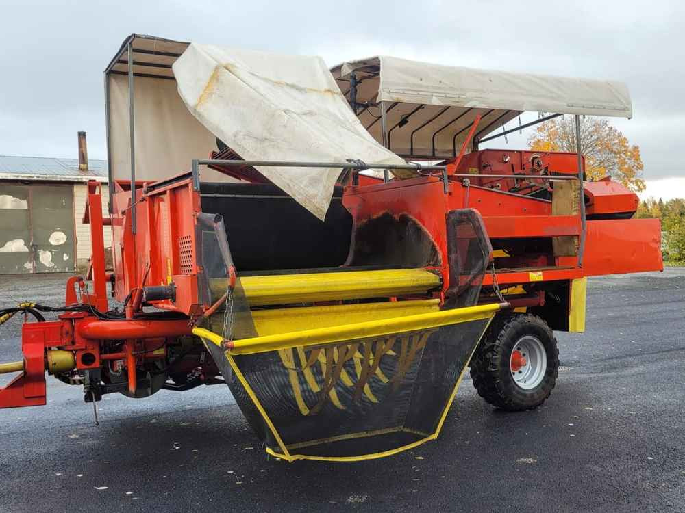 Grimme SE-75-30-UB - Máy gặt: hình 2 Grimme SE-75-30-UB - Máy gặt: hình 2