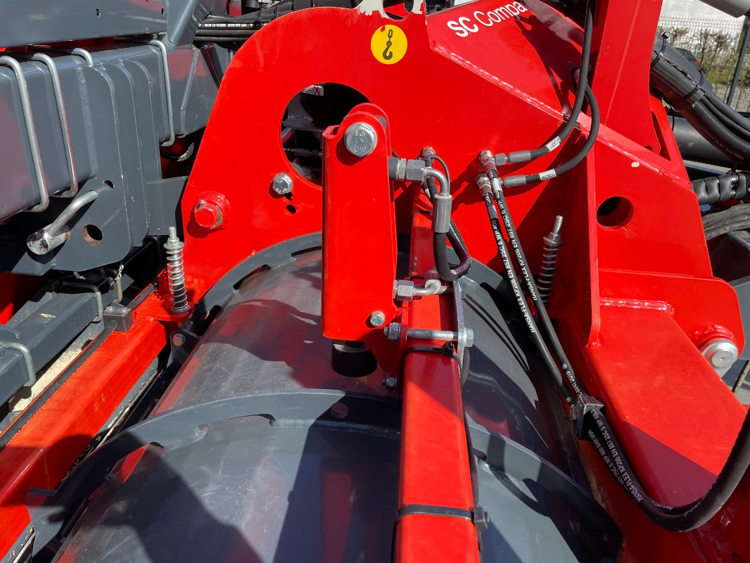 Dewulf CP 42 Trailed SC Compact - Máy gặt: hình 2 Dewulf CP 42 Trailed SC Compact - Máy gặt: hình 2