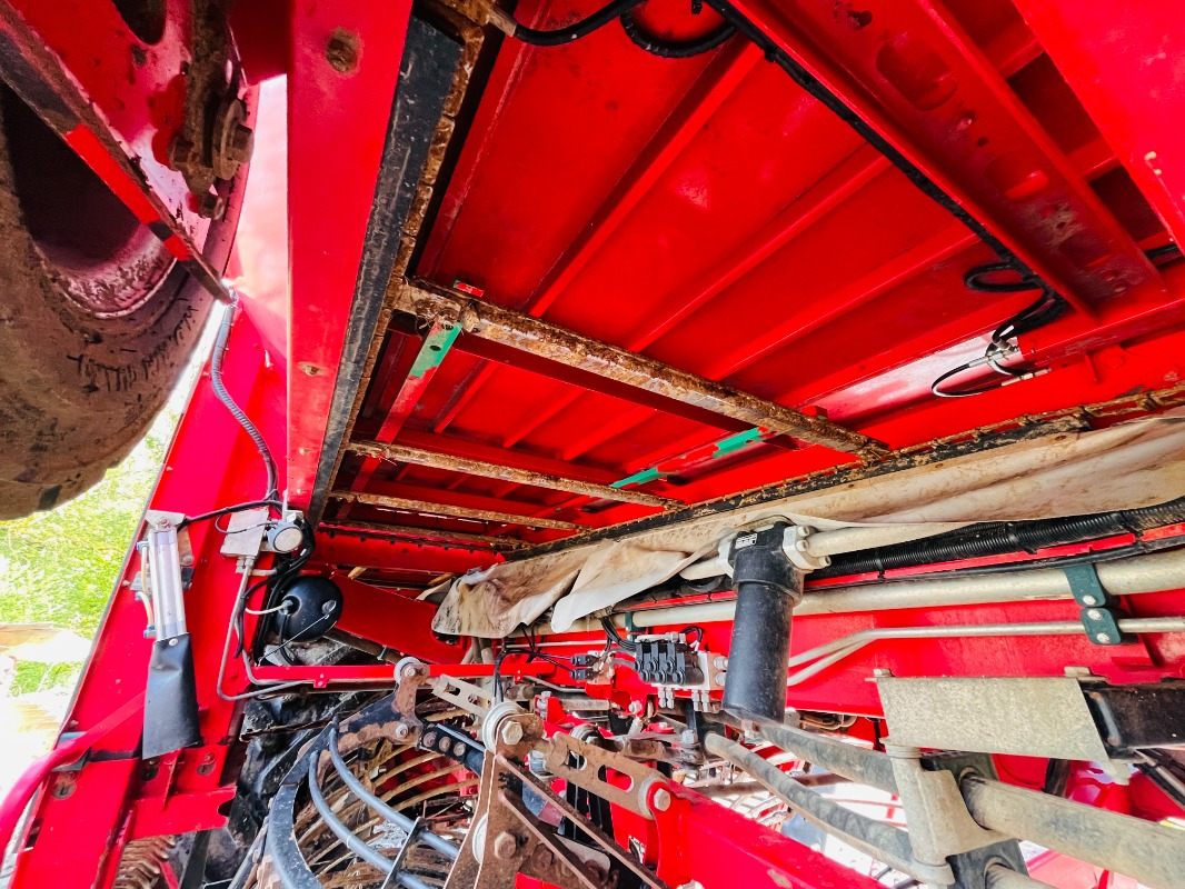 Máy gặt Holmer T4-30: hình 16 Máy gặt Holmer T4-30: hình 16