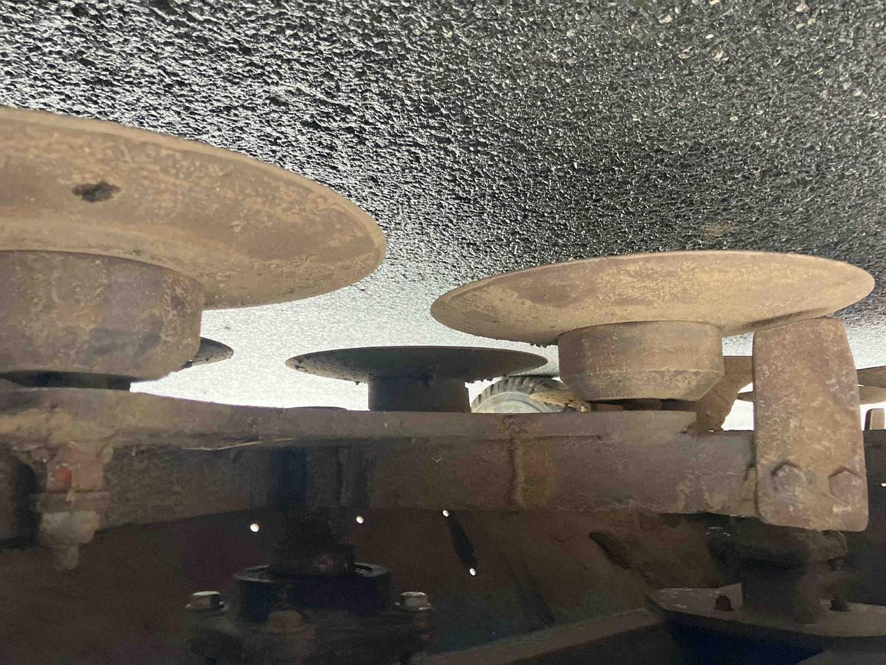 ASA-Lift CR-1510A - Máy thu hoạch nho: hình 2 ASA-Lift CR-1510A - Máy thu hoạch nho: hình 2