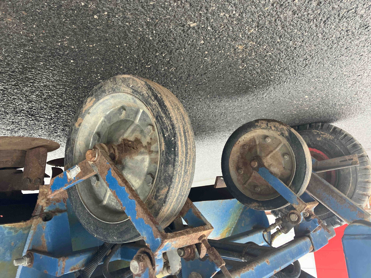 ASA-Lift CR-1510A - Máy thu hoạch nho: hình 4 ASA-Lift CR-1510A - Máy thu hoạch nho: hình 4