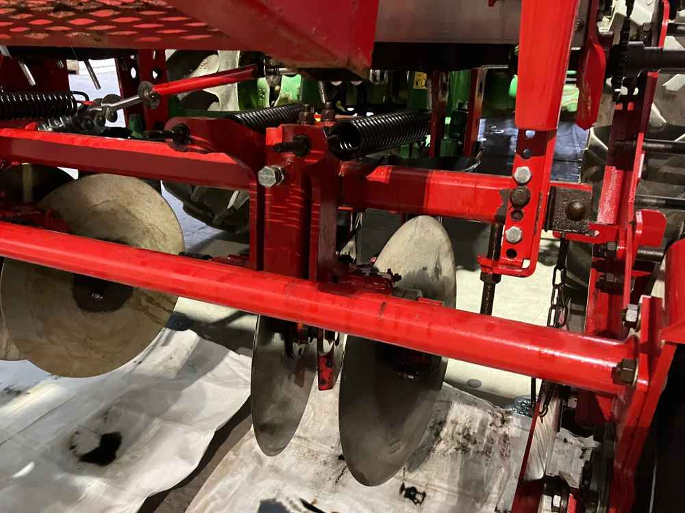 Grimme Grimme FA / FDS, Front Mounted Fertiliser Aplicator - Máy gặt: hình 3 Grimme Grimme FA / FDS, Front Mounted Fertiliser Aplicator - Máy gặt: hình 3
