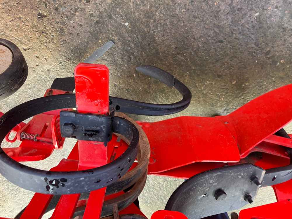 Grimme Grimme GH2, Weeder, Row Re-Former - Máy gặt: hình 5 Grimme Grimme GH2, Weeder, Row Re-Former - Máy gặt: hình 5