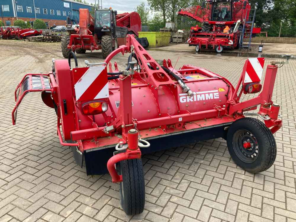 Grimme Grimme HT 210 2 Row Front Mounted Self-Propelled Topper - Máy gặt: hình 1 Grimme Grimme HT 210 2 Row Front Mounted Self-Propelled Topper - Máy gặt: hình 1