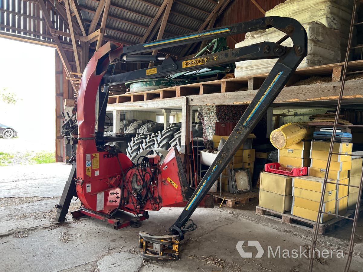 Flishugg Farmi Chipper CH/SH 250 med högtippande vagn - Máy đốn cây: hình 1 Flishugg Farmi Chipper CH/SH 250 med högtippande vagn - Máy đốn cây: hình 1