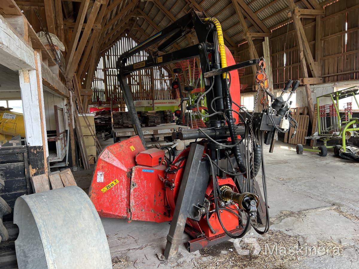 Flishugg Farmi Chipper CH/SH 250 med högtippande vagn - Máy đốn cây: hình 5 Flishugg Farmi Chipper CH/SH 250 med högtippande vagn - Máy đốn cây: hình 5