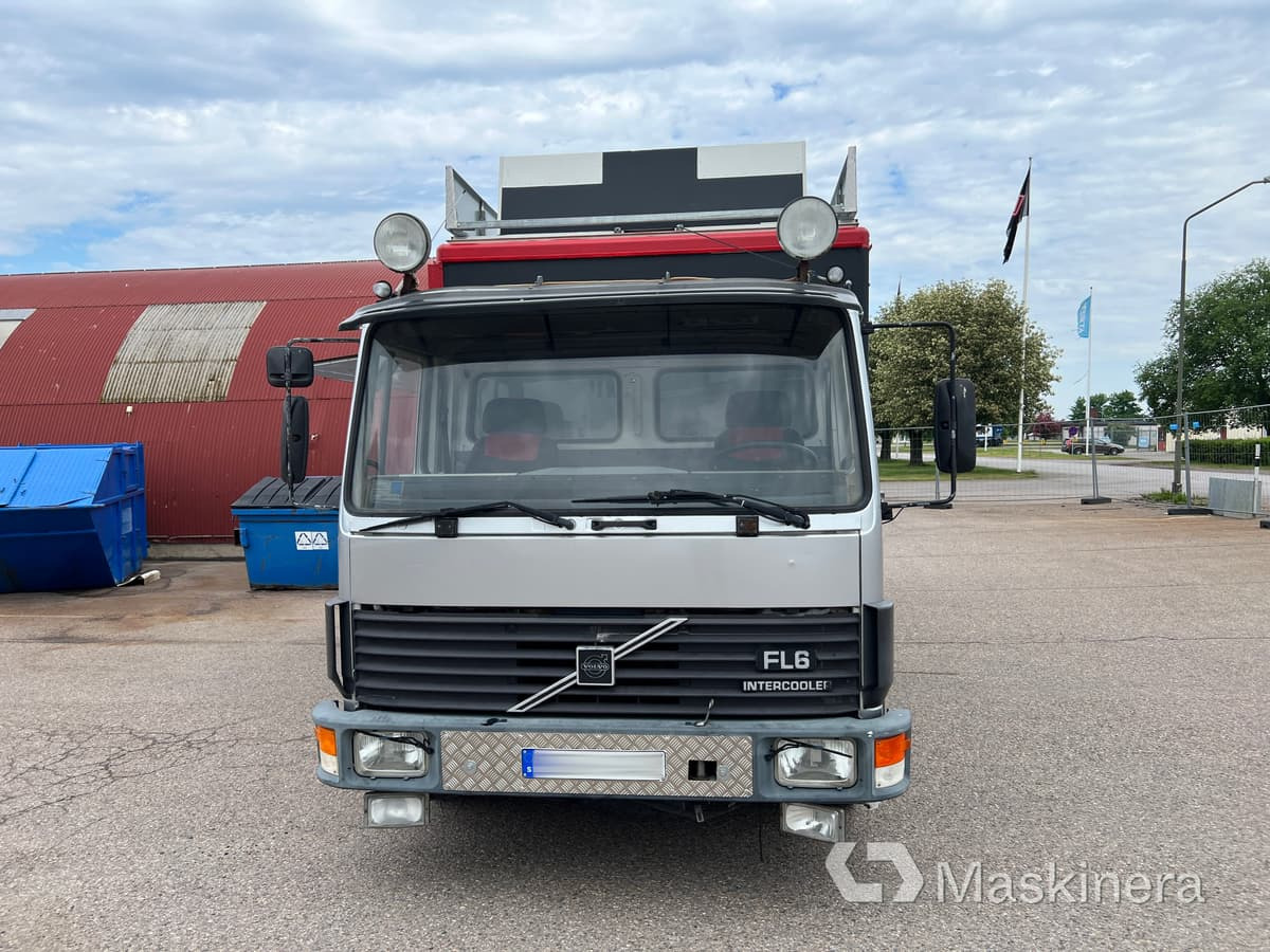 Foodtruck Volvo FL611 4X2 - Xe tải bán hàng: hình 2 Foodtruck Volvo FL611 4X2 - Xe tải bán hàng: hình 2