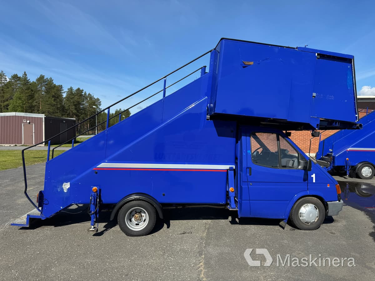 Xe van chở hàng Ford Transit TFGBHL 130 Trappbil Ford Transit TFGBHL: hình 6