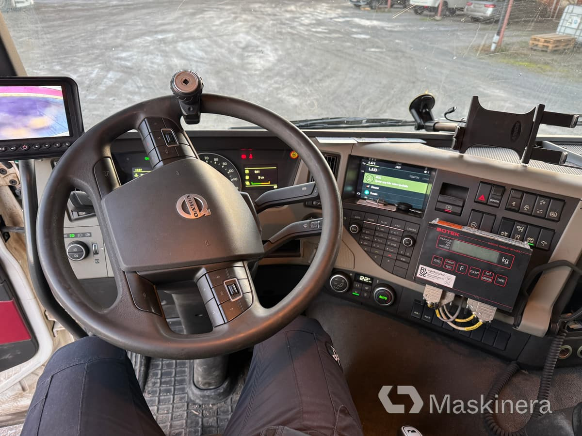 Xe tải chở rác Frontlastare Volvo FM 62 TR: hình 11