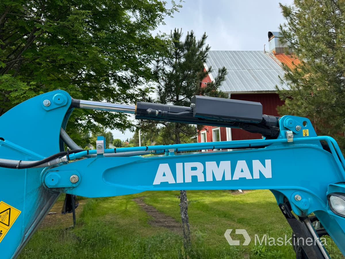 Máy xúc bánh xích Grävmaskin Airman AX33u-7 med tillbehör: hình 49