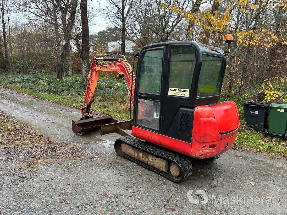 Grävmaskin EuroTom TS-27S - Máy xúc bánh xích: hình 3 Grävmaskin EuroTom TS-27S - Máy xúc bánh xích: hình 3