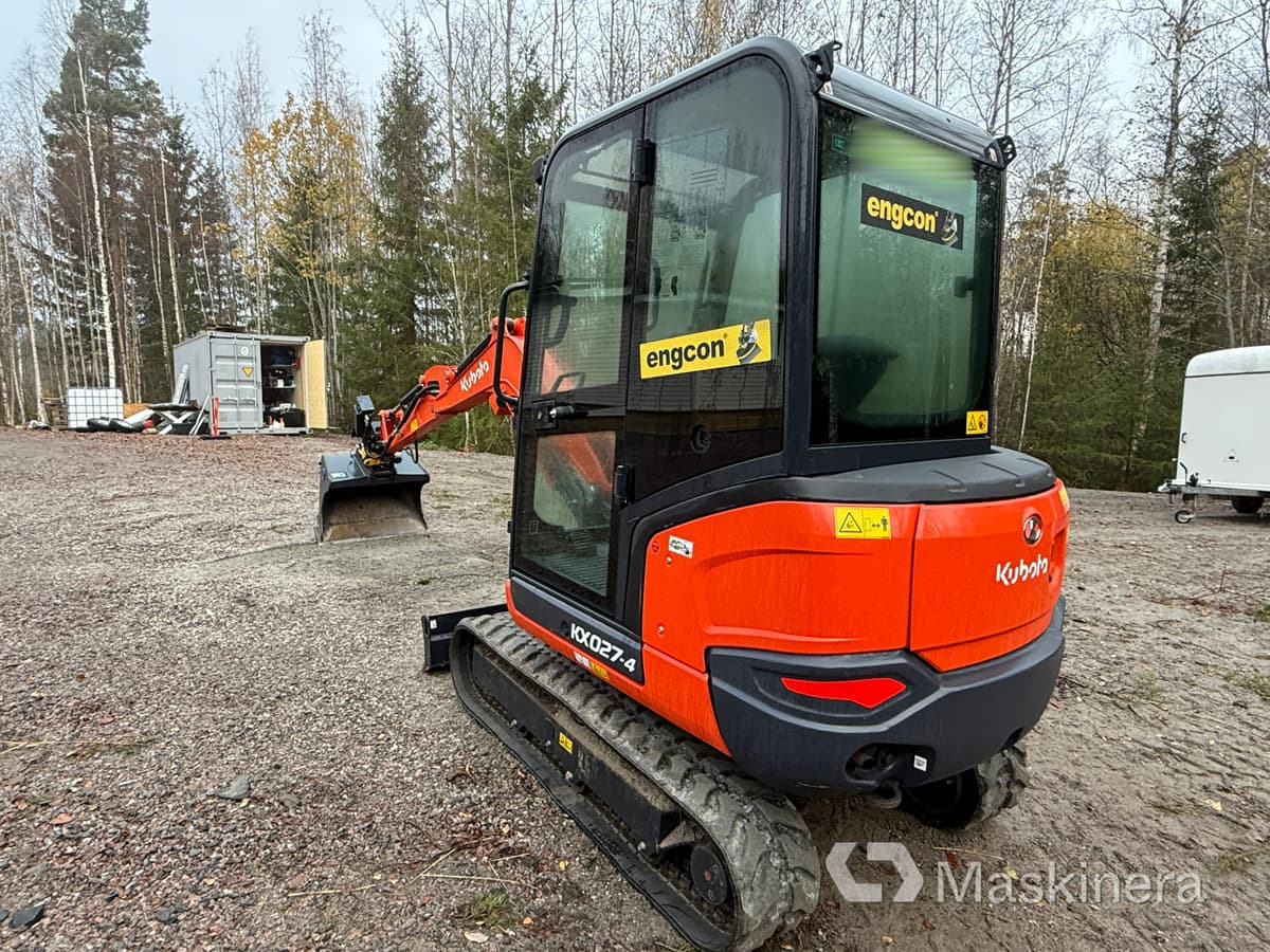 Grävmaskin Kubota KX027-4 med många redskap - Máy xúc bánh xích: hình 4 Grävmaskin Kubota KX027-4 med många redskap - Máy xúc bánh xích: hình 4