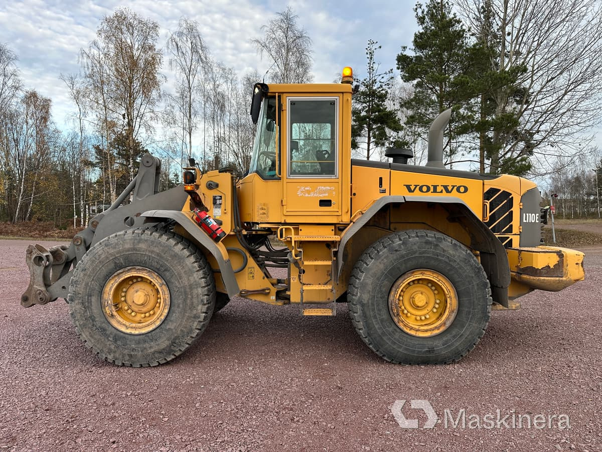Hjullastare Volvo L110E - Máy xúc lật bánh lốp: hình 2 Hjullastare Volvo L110E - Máy xúc lật bánh lốp: hình 2