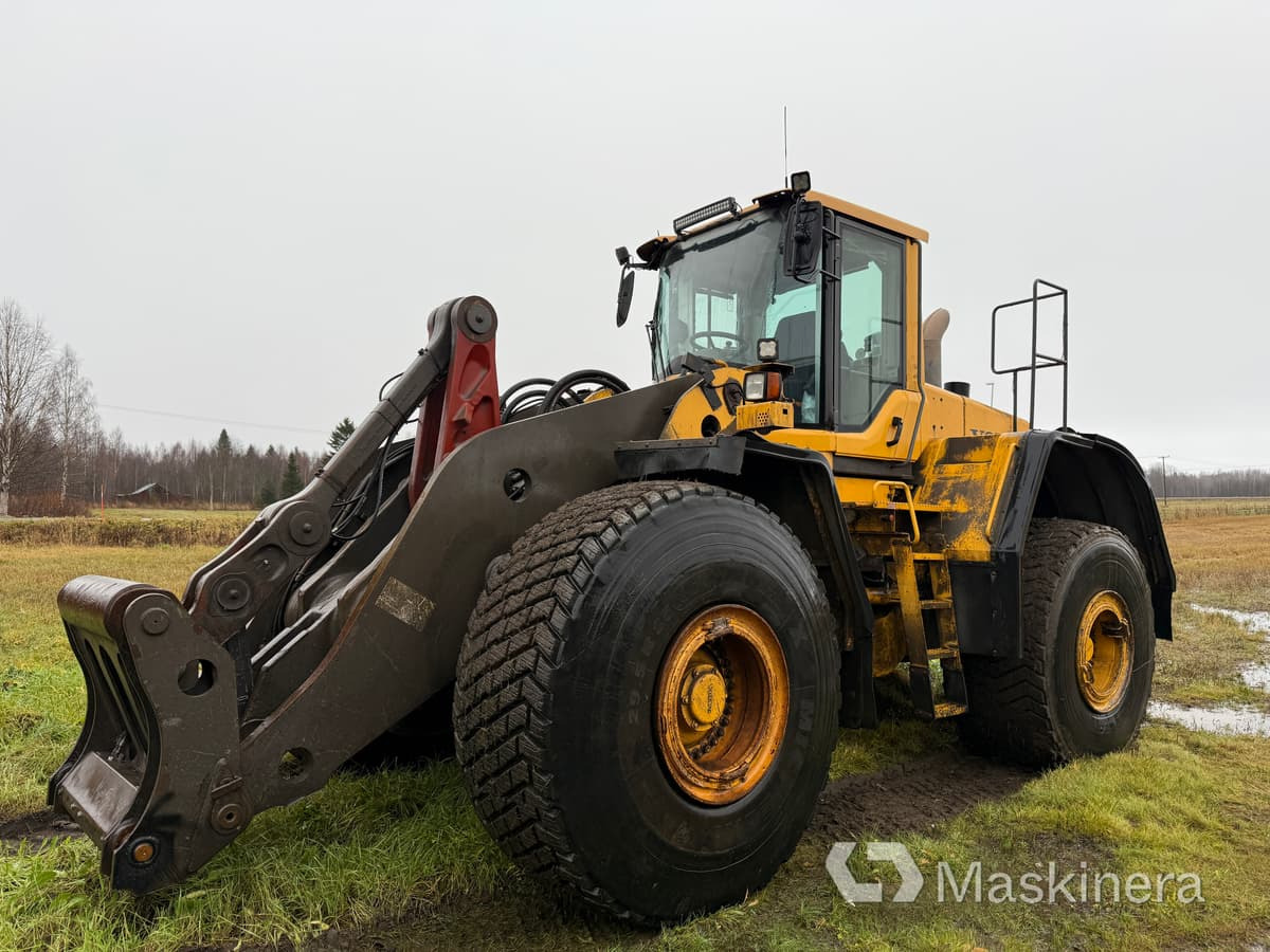Hjullastare Volvo L220F & Lastarskopa - Máy xúc lật bánh lốp: hình 1 Hjullastare Volvo L220F & Lastarskopa - Máy xúc lật bánh lốp: hình 1