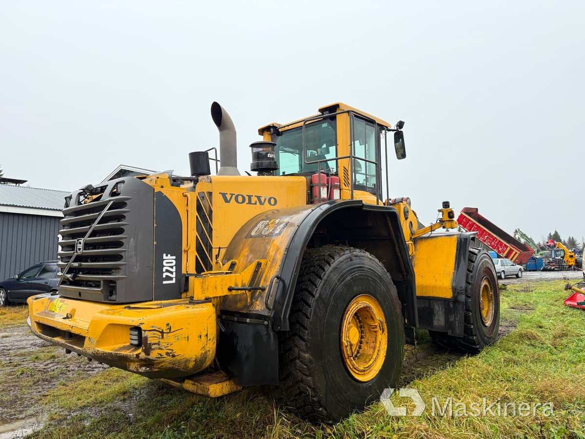 Hjullastare Volvo L220F & Lastarskopa - Máy xúc lật bánh lốp: hình 5 Hjullastare Volvo L220F & Lastarskopa - Máy xúc lật bánh lốp: hình 5