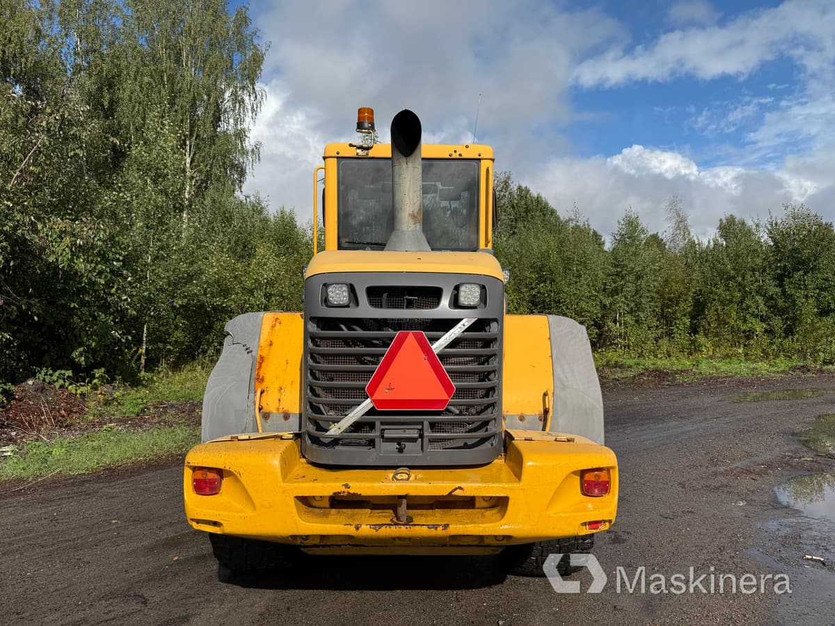 Hjullastare Volvo L70E - Máy xúc lật bánh lốp: hình 4 Hjullastare Volvo L70E - Máy xúc lật bánh lốp: hình 4