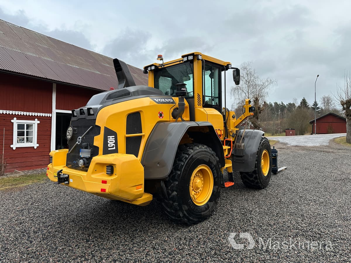 Hjullastare Volvo L90H - Máy xúc lật bánh lốp: hình 5 Hjullastare Volvo L90H - Máy xúc lật bánh lốp: hình 5