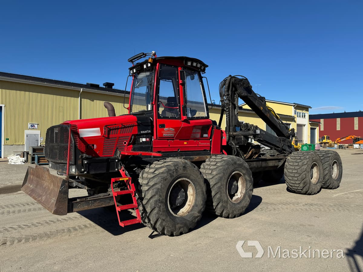 Komatsu 895 Forwarder Skotare Komatsu 895 - Máy chuyển tiếp: hình 1 Komatsu 895 Forwarder Skotare Komatsu 895 - Máy chuyển tiếp: hình 1