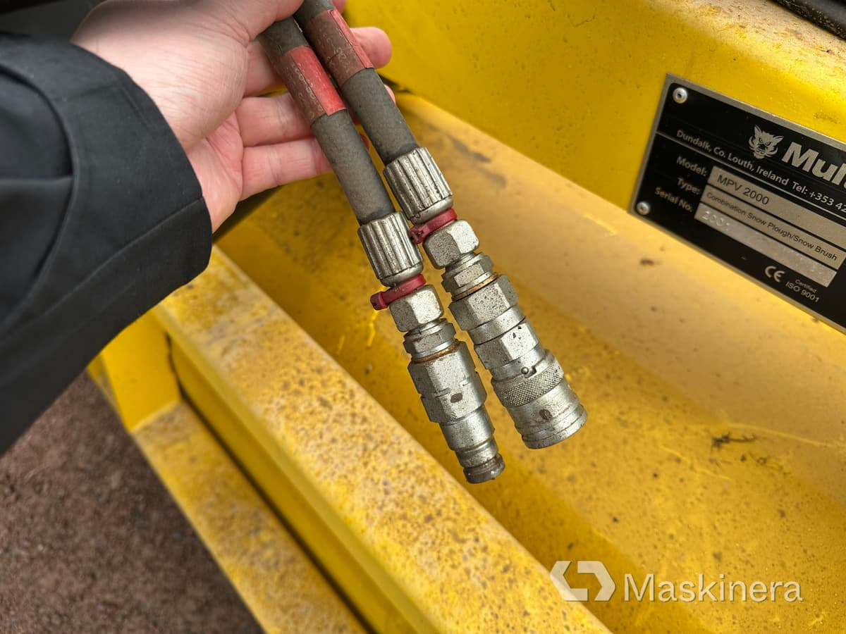 Cày tuyết Kombiplog Multihog MPV 2000: hình 30