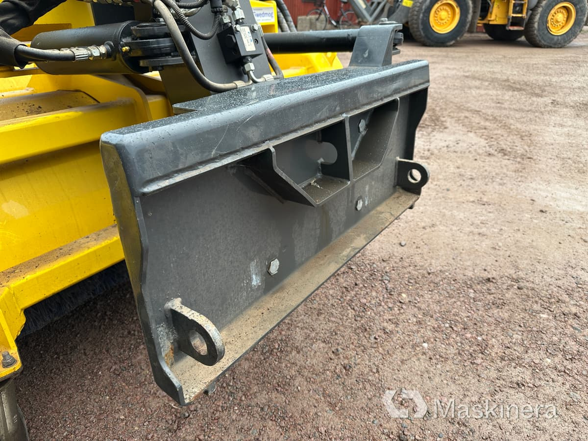 Cày tuyết Kombiplog Multihog MPV 2000: hình 15