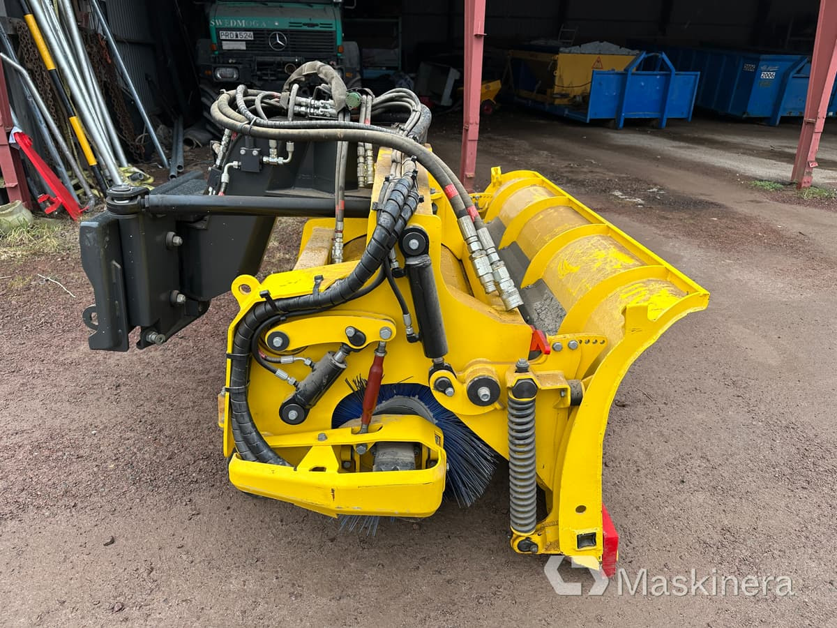 Cày tuyết Kombiplog Multihog MPV 2000: hình 6