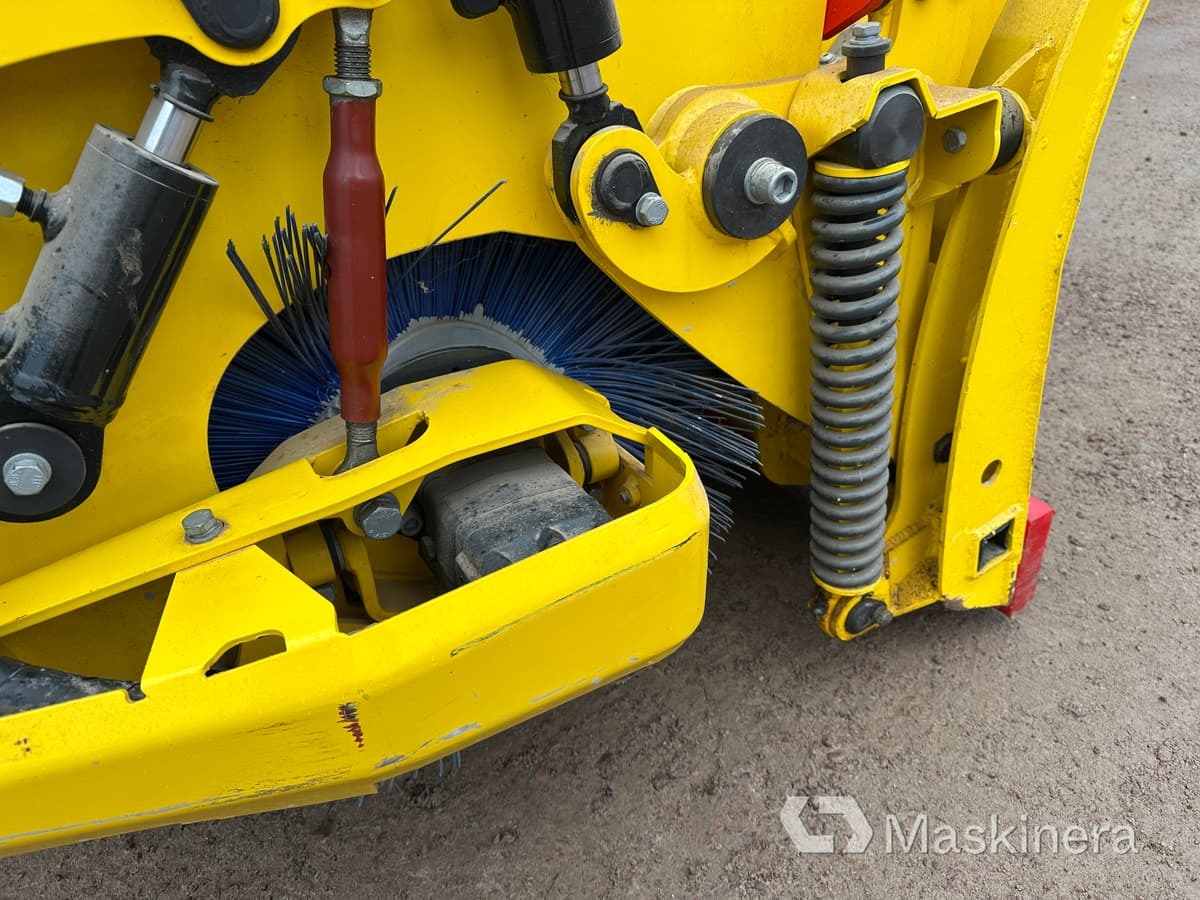 Cày tuyết Kombiplog Multihog MPV 2000: hình 18