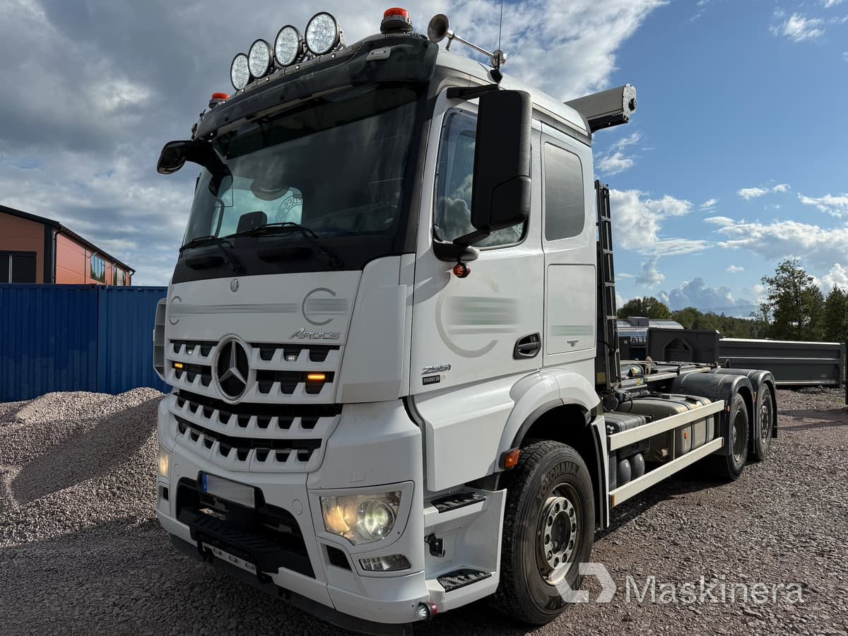 Lastväxlare Mercedes Arocs 2551 - Xe tải nâng móc: hình 1 Lastväxlare Mercedes Arocs 2551 - Xe tải nâng móc: hình 1