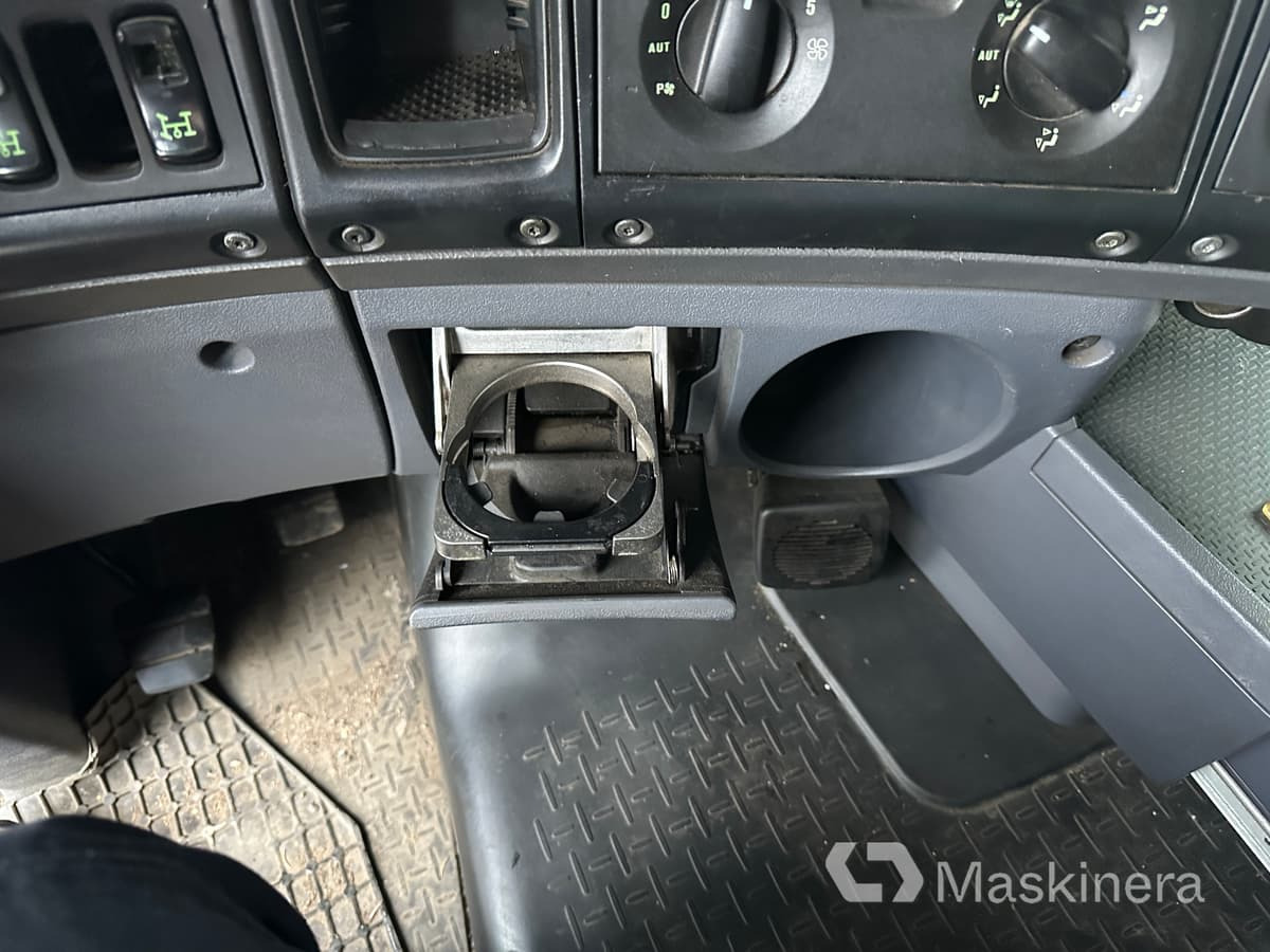 Xe tải nâng móc SCANIA R500LB6X4HHA Lastväxlare Scania R500 med FTG V10CX kran: hình 18 Xe tải nâng móc SCANIA R500LB6X4HHA Lastväxlare Scania R500 med FTG V10CX kran: hình 18