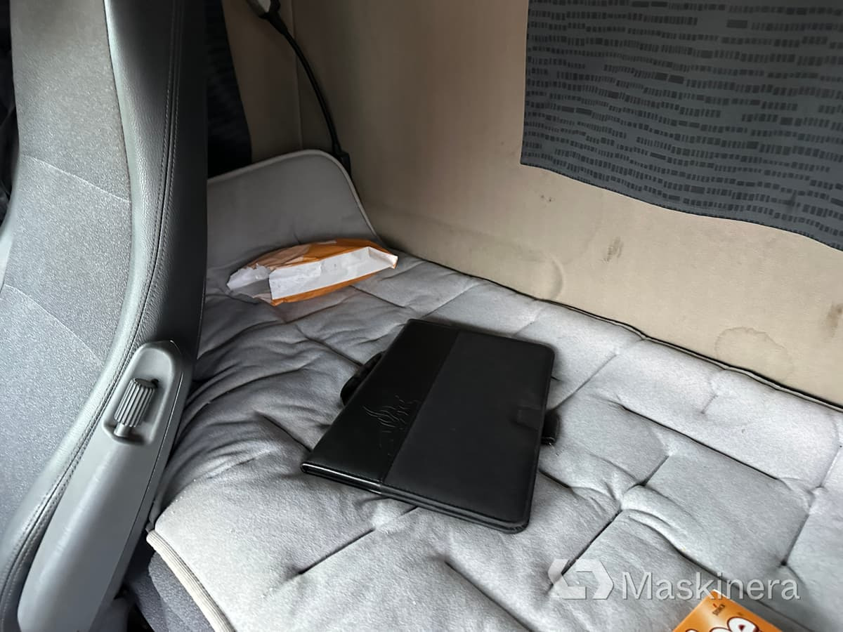 Xe tải nâng móc SCANIA R500LB6X4HHA Lastväxlare Scania R500 med FTG V10CX kran: hình 32 Xe tải nâng móc SCANIA R500LB6X4HHA Lastväxlare Scania R500 med FTG V10CX kran: hình 32