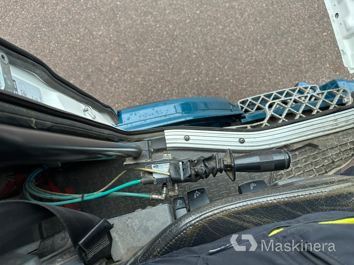 Xe tải nâng móc SCANIA R500LB6X4HHA Lastväxlare Scania R500 med FTG V10CX kran: hình 29 Xe tải nâng móc SCANIA R500LB6X4HHA Lastväxlare Scania R500 med FTG V10CX kran: hình 29