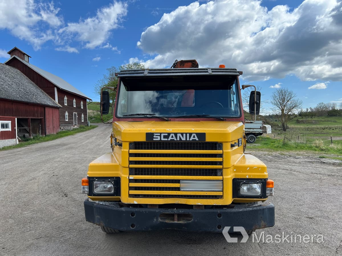 Scania T82HL4X2LS46KK Kran / tippbil Scania 82H - Xe ben, Xe cẩu tự hành: hình 2 Scania T82HL4X2LS46KK Kran / tippbil Scania 82H - Xe ben, Xe cẩu tự hành: hình 2