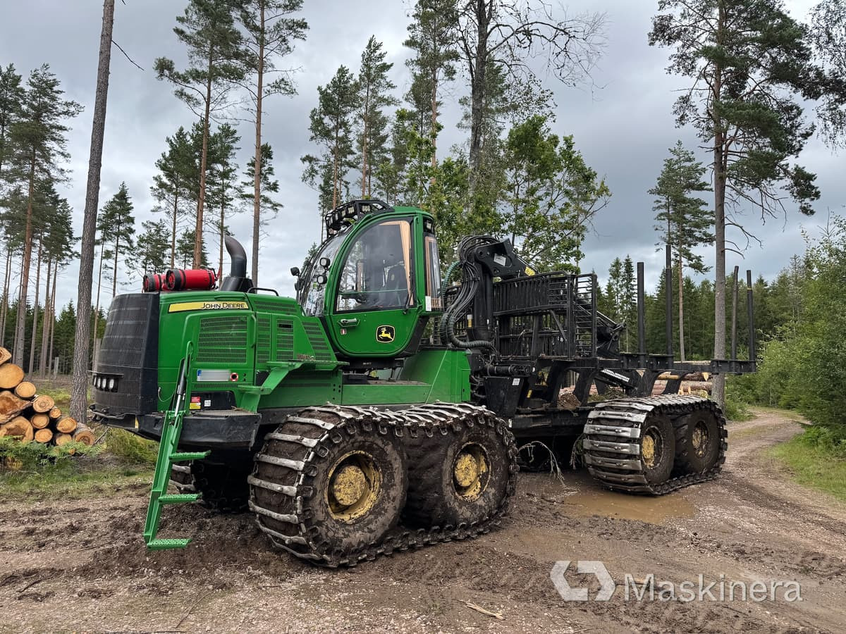 Skotare John Deere 1910G - Máy chuyển tiếp: hình 1 Skotare John Deere 1910G - Máy chuyển tiếp: hình 1