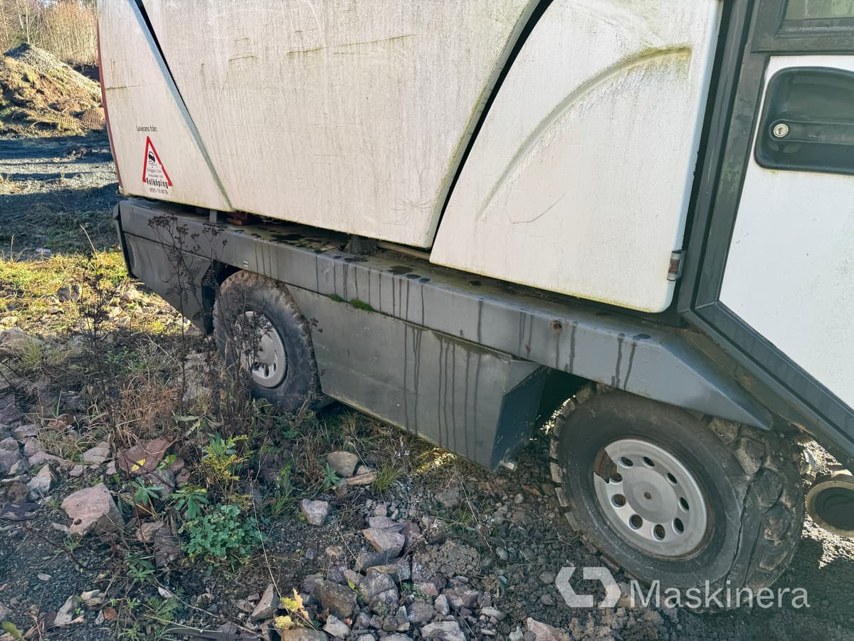 Xe quét đường Sopmaskin Johnston Compact 142A 101T (Rep. objekt): hình 25 Xe quét đường Sopmaskin Johnston Compact 142A 101T (Rep. objekt): hình 25