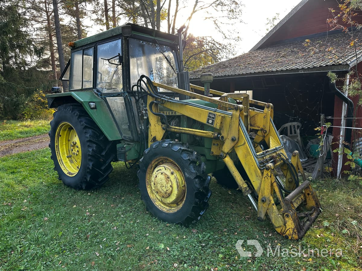 Traktor John Deere 2130 (Rep.objekt) - Máy cày: hình 1 Traktor John Deere 2130 (Rep.objekt) - Máy cày: hình 1