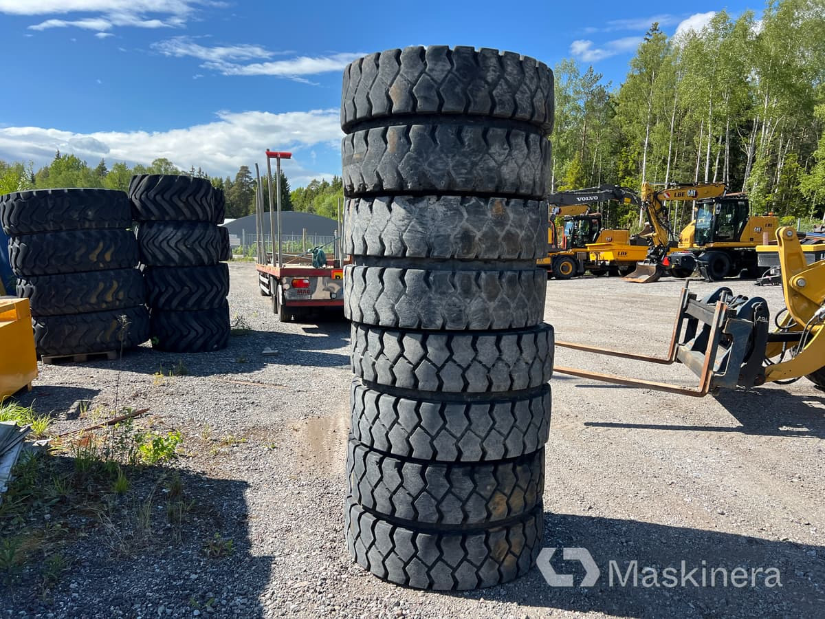 Trelleborg 10.00-20 NHS Däck med fälg Dubbelmontage Trelleborg 10.00-20 - Bánh xe cho Máy móc xây dựng: hình 1 Trelleborg 10.00-20 NHS Däck med fälg Dubbelmontage Trelleborg 10.00-20 - Bánh xe cho Máy móc xây dựng: hình 1