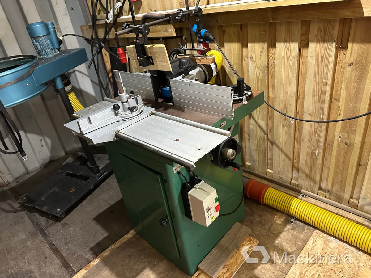 Vertikalfräs KUFO SK-28SP med LUNA spånsug - Máy chế biến gỗ: hình 2 Vertikalfräs KUFO SK-28SP med LUNA spånsug - Máy chế biến gỗ: hình 2