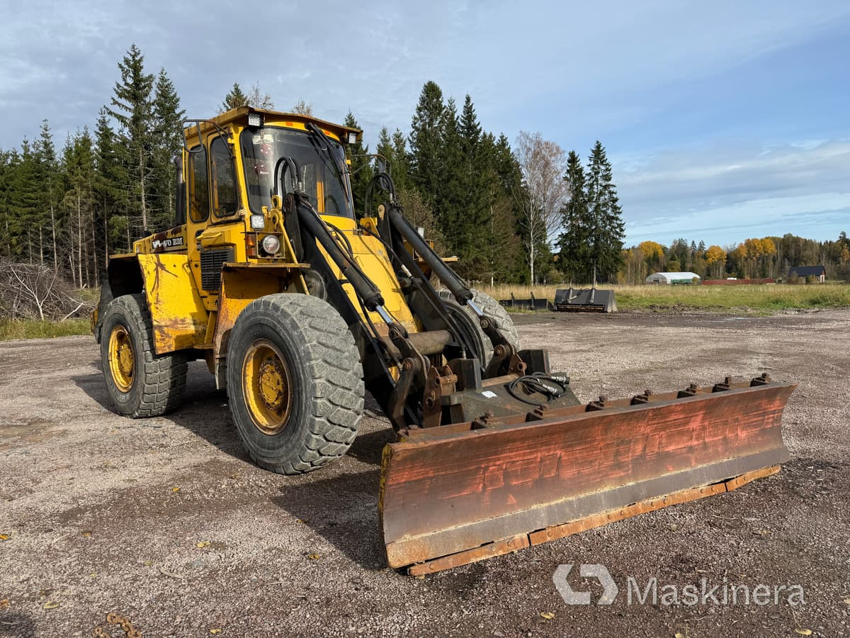 Volvo BM L70 Hjullastare Volvo L70 med snöredskap - Máy xúc lật bánh lốp: hình 2 Volvo BM L70 Hjullastare Volvo L70 med snöredskap - Máy xúc lật bánh lốp: hình 2