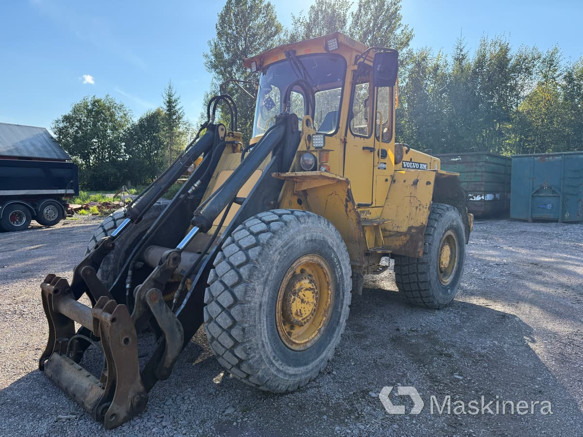 Volvo BM L70 Hjullastare Volvo L70 med snöredskap - Máy xúc lật bánh lốp: hình 5 Volvo BM L70 Hjullastare Volvo L70 med snöredskap - Máy xúc lật bánh lốp: hình 5