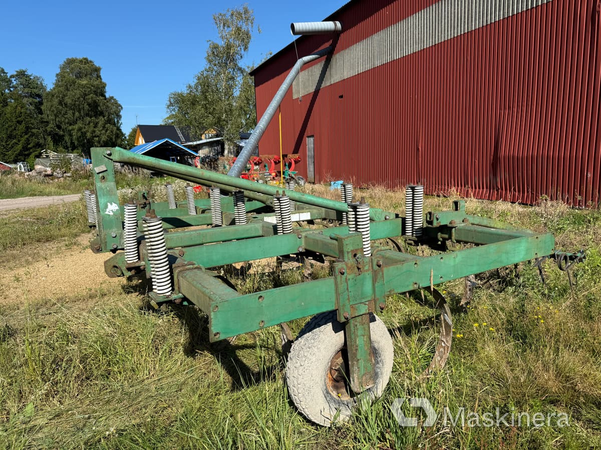 Wibergs grubber GS 1511 Kultivator Wibergs grubber GS 15 11 - Máy trồng trọt: hình 4 Wibergs grubber GS 1511 Kultivator Wibergs grubber GS 15 11 - Máy trồng trọt: hình 4