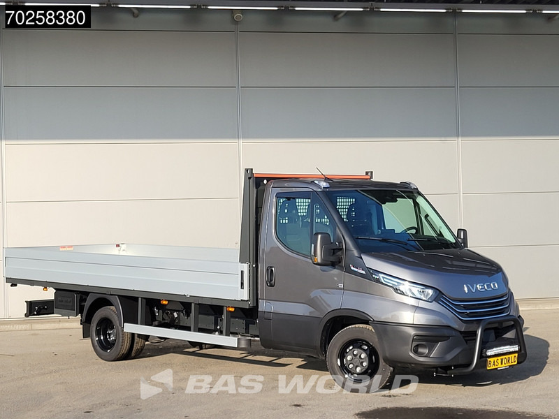 Iveco Daily 35C21 3.0 210PK Black Edition 2025model Open laadbak CarPlay ACC LED 3,5T Trekvermogen Pritsche Pickup Airco - Xe tải nhỏ phẳng: hình 5 Iveco Daily 35C21 3.0 210PK Black Edition 2025model Open laadbak CarPlay ACC LED 3,5T Trekvermogen Pritsche Pickup Airco - Xe tải nhỏ phẳng: hình 5