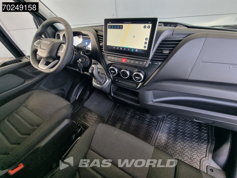 Interior photo 1: Xe van chở hàng mới Iveco Daily 35C21 3.0L Automaat 16m3 L4H2 LED ACC Navi Camera Trekhaak L3H2 16m3 Airco Trekhaak