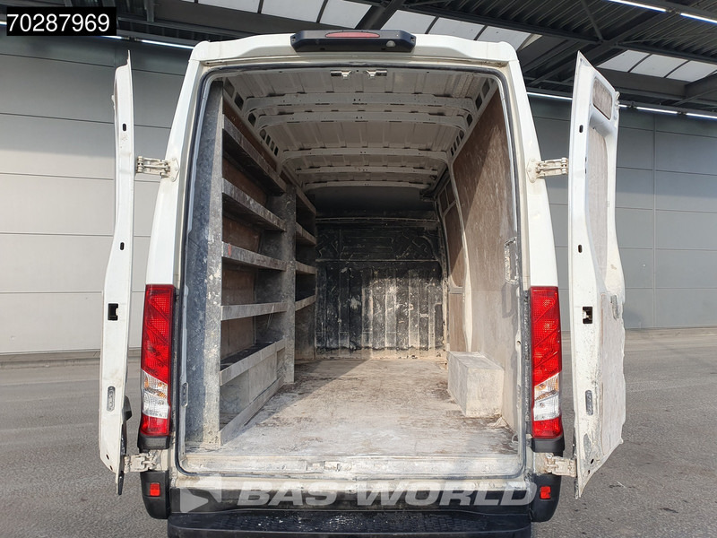 Iveco Daily 35S18 3.0L Automaat L2H2 3,5t Trekhaak 180PK LED Navi Airco Cruise Camera Euro6 L2 12m3 Airco Trekhaak Cruise control - Xe van chở hàng: hình 3 Iveco Daily 35S18 3.0L Automaat L2H2 3,5t Trekhaak 180PK LED Navi Airco Cruise Camera Euro6 L2 12m3 Airco Trekhaak Cruise control - Xe van chở hàng: hình 3