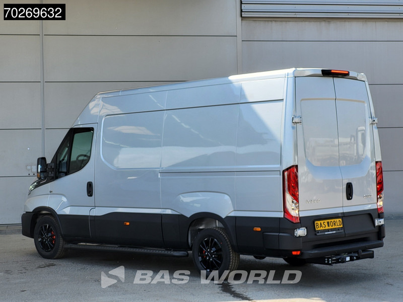 Iveco Daily 35S21 210PK 3.0L Automaat 2025 Black Edition model L2H2 ACC LED Tacho CarPlay Velgen Camera 12m3 Airco Trekhaak - Xe van chở hàng: hình 2 Iveco Daily 35S21 210PK 3.0L Automaat 2025 Black Edition model L2H2 ACC LED Tacho CarPlay Velgen Camera 12m3 Airco Trekhaak - Xe van chở hàng: hình 2
