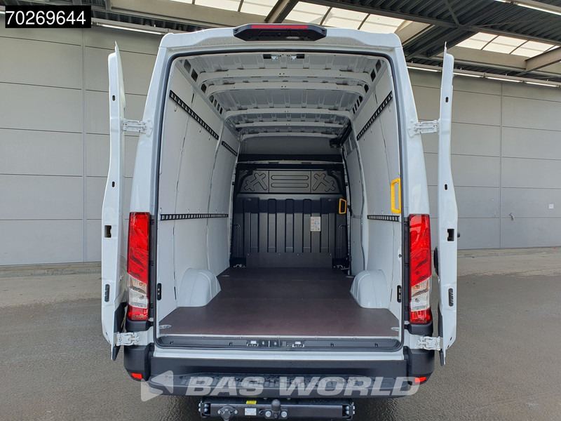 Iveco Daily 35S21 3.0L Automaat Black Edition 2025 model L2H2 Trekhaak Tacho ACC LED CarPlay Velgen Camera 12m3 Airco Trekhaak - Xe van chở hàng: hình 3 Iveco Daily 35S21 3.0L Automaat Black Edition 2025 model L2H2 Trekhaak Tacho ACC LED CarPlay Velgen Camera 12m3 Airco Trekhaak - Xe van chở hàng: hình 3