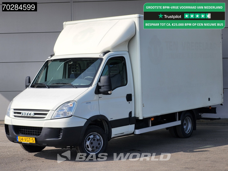 Iveco Daily 40C15 3.0L Bakwagen met achterdeuren APK 04-26 Trekhaak Koffer Meubelbak 19m3 Trekhaak - Xe tải nhỏ thùng kín: hình 1 Iveco Daily 40C15 3.0L Bakwagen met achterdeuren APK 04-26 Trekhaak Koffer Meubelbak 19m3 Trekhaak - Xe tải nhỏ thùng kín: hình 1