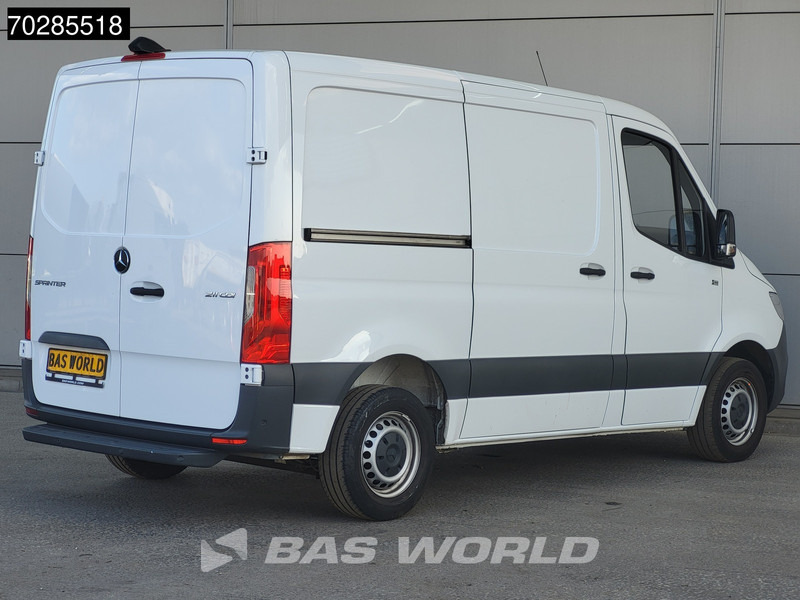 Mercedes-Benz Sprinter 211 CDI L1H1 Airco Cruise Camera Parkeersensoren MBUX CarPlay Euro6 L1 8m3 Airco Cruise control - Xe van nhỏ gọn: hình 5 Mercedes-Benz Sprinter 211 CDI L1H1 Airco Cruise Camera Parkeersensoren MBUX CarPlay Euro6 L1 8m3 Airco Cruise control - Xe van nhỏ gọn: hình 5