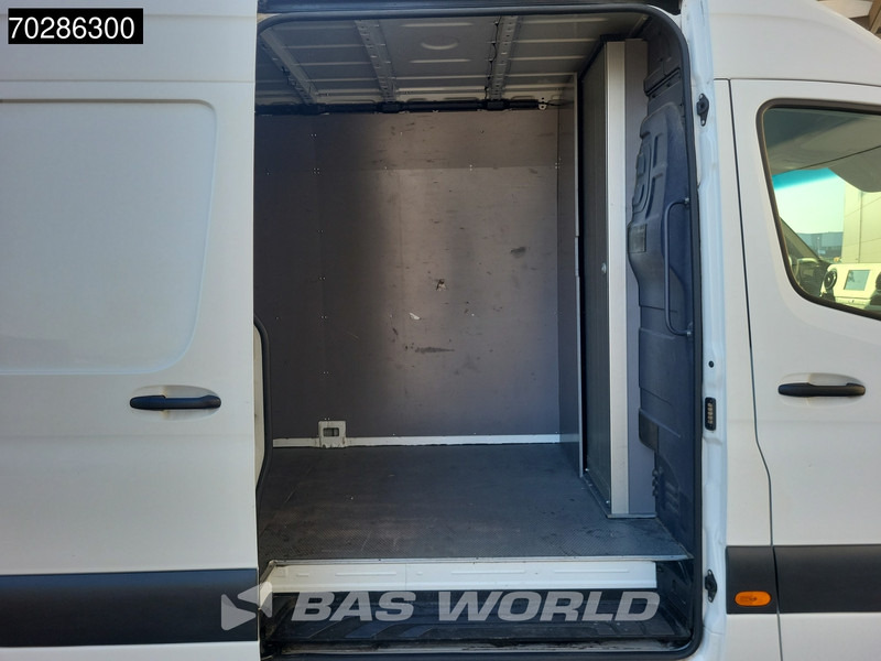 Mercedes-Benz Sprinter 315 CDI Automaat L3H2 Navi Airco Cruise Camera MBUX Carplay Euro6 L3 15m3 Airco Cruise control - Xe van chở hàng: hình 5 Mercedes-Benz Sprinter 315 CDI Automaat L3H2 Navi Airco Cruise Camera MBUX Carplay Euro6 L3 15m3 Airco Cruise control - Xe van chở hàng: hình 5