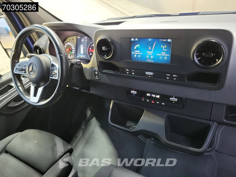 Xe van chở hàng Mercedes-Benz Sprinter 316 CDI D'Hollandia Laadklep Automaat L2H2 Navi Airco Cruise Camera MBUX CarPlay APK 02-2026 Euro6 L2 Airco Cruise control: hình 10 Xe van chở hàng Mercedes-Benz Sprinter 316 CDI D'Hollandia Laadklep Automaat L2H2 Navi Airco Cruise Camera MBUX CarPlay APK 02-2026 Euro6 L2 Airco Cruise control: hình 10